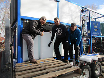 Focusun industrial block ice machine onsite installation at a client facility in the USA